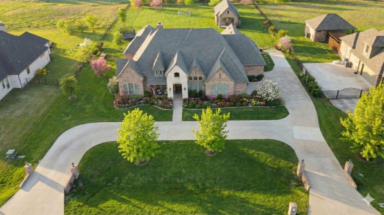Your Dream Texas Estate Awaits: 7703 Windomere Drive, Parker, TX